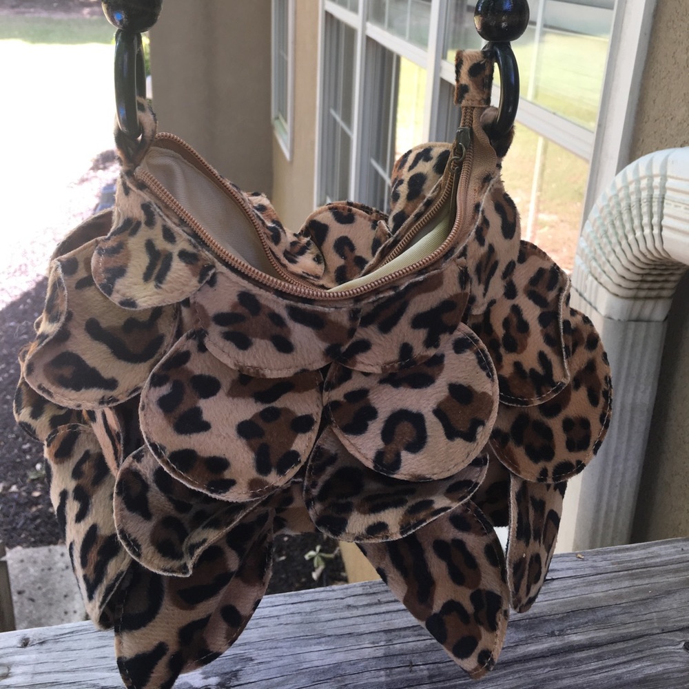 Leopard handbag